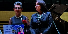 Aleksandra Zawalska-Hawel odbiera odznakę honorową „Zasłużony Dla Kultury Polskiej”