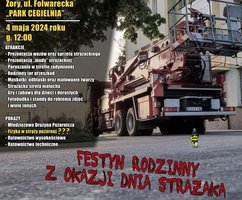 Plakat promujący Rodzinny festyn z okazji Dnia Strażaka z wizerunkiem wozu strażackiego i informacjami zawartymi w tekście. 