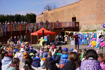 Pochód wiosenny i powitanie wiosny w Żorach