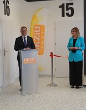 Fotorelacja z otwarcia pracowni fryzjerskiej w Centrum Kształcenia Zawodowego i Ustawicznego w Żorach