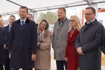 Uroczyste rozpoczęcie budowy nowych budynków mieszkalnych w Żorach