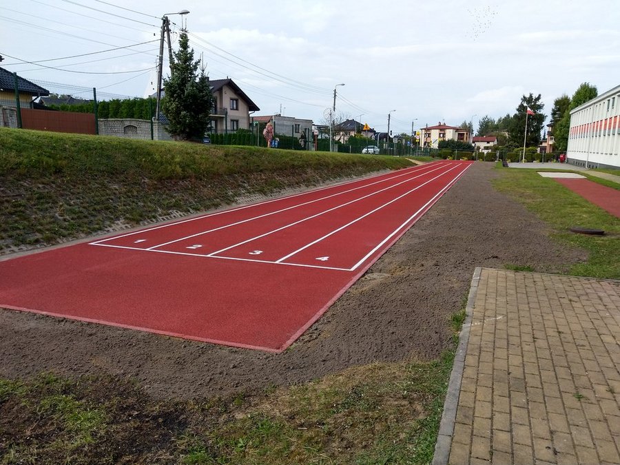 Na zdjęciu fragment bieżni lekkoatletycznej