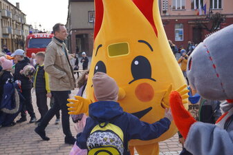 Pochód wiosenny i powitanie wiosny w Żorach