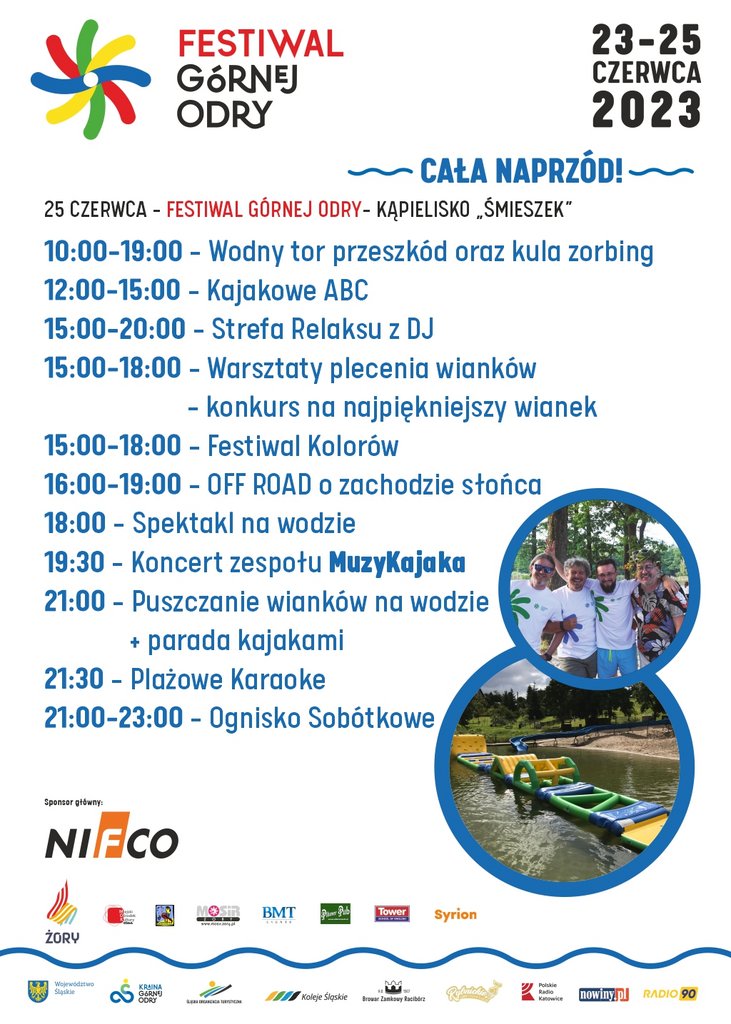Plakat promujący Festiwal Górnej Odry z wizerunkiem zespołu MuzyKajaka oraz wodnym torem przeszkód, a także z harmonogramem godzinowym, opisanym w tekście. 