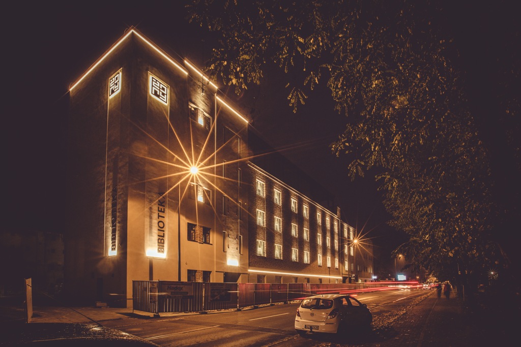 Na zdjęciu budynek Miejskiej Biblioteki Publicznej w Żorach